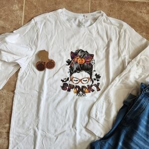 NEW!! SPOOKY MAMA LONG SLEEVE GRAPHIC TEE